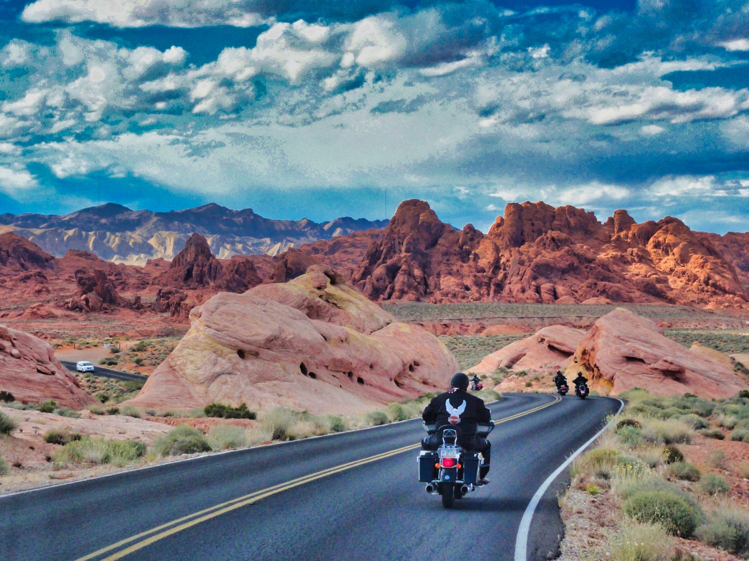 Motorradreisen - Mit dem Motorrad durch die amerikanische Wüste